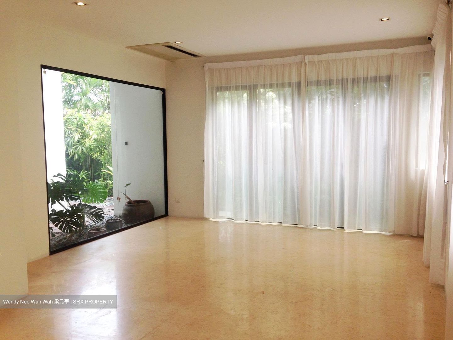 First Avenue (D10), Detached #596432331